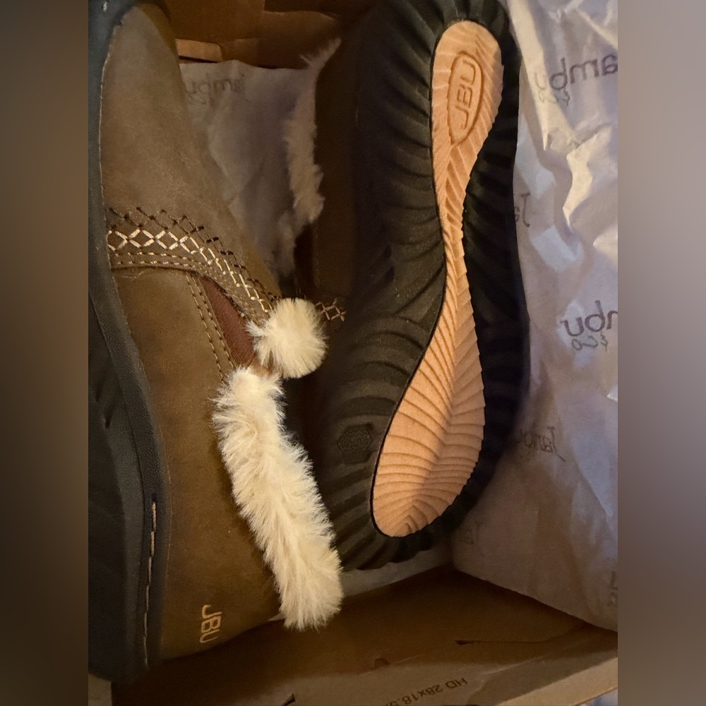 JBU by Jambu Women's Tan Winter Boots with Fur Trim